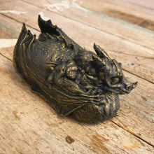 Load image into Gallery viewer, Gold Wyvern Hatchling
