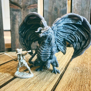 Adult Anaesian Silver Dragon Miniature