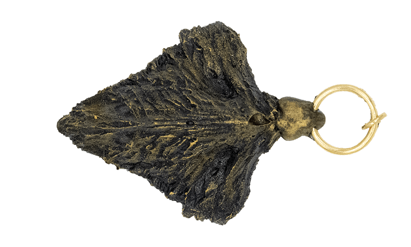 Gold Wyvern Scale Charm